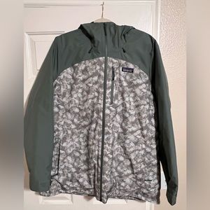 BRAND NEW! Womens Patagonia insulated powder town jacket size XL, hemlock green